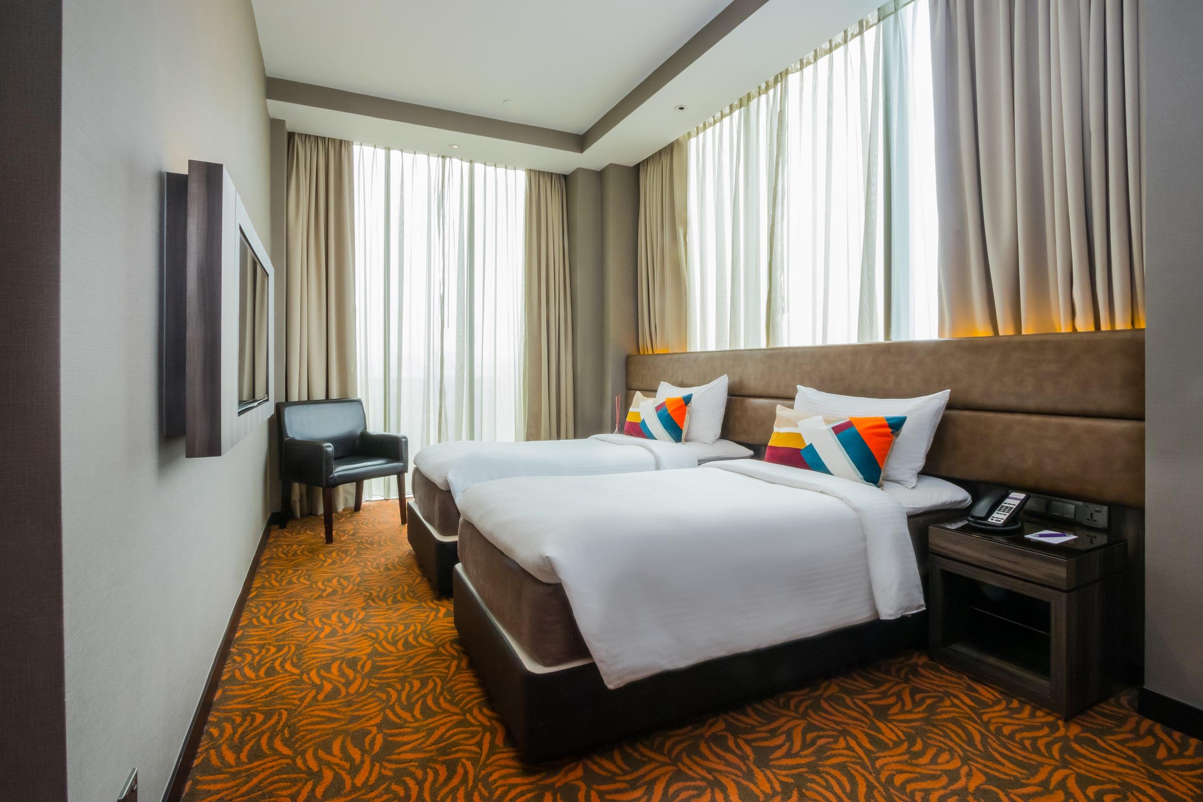 Aqueen Hotel Paya Lebar Сингапур Экстерьер фото