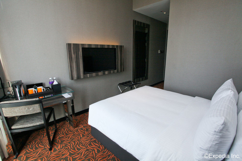 Aqueen Hotel Paya Lebar Сингапур Экстерьер фото
